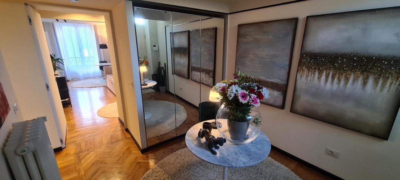 Exclusive Top Floor 2-Bedroom Flat Milaan Buitenkant foto