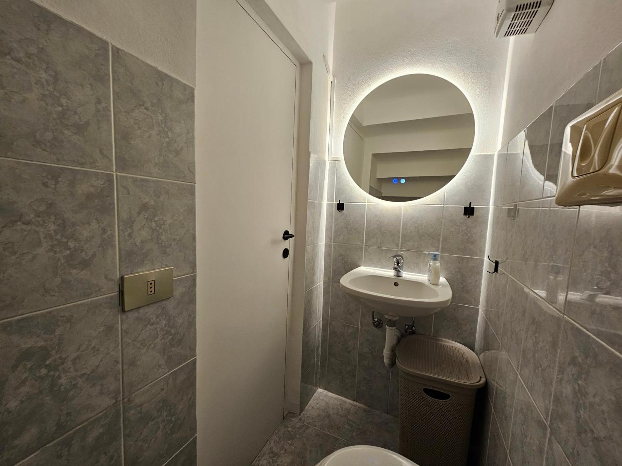 Exclusive Top Floor 2-Bedroom Flat Milaan Buitenkant foto